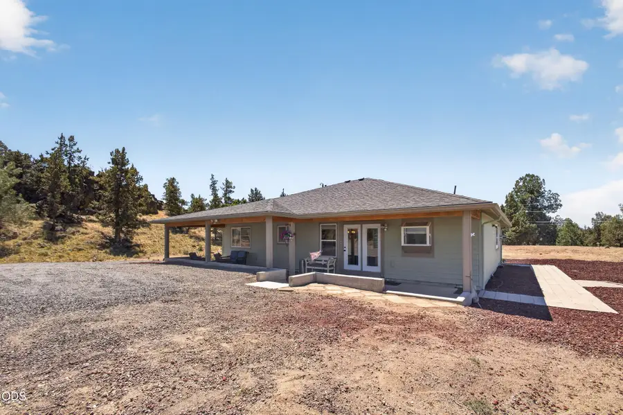 4500 NW 52nd Street, Redmond, OR 97756 - #2