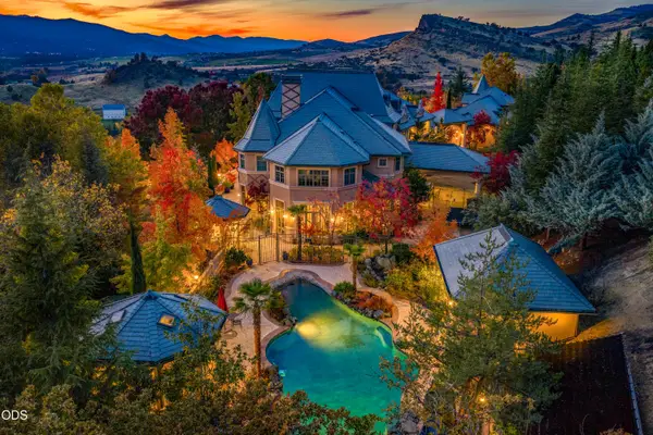 200 Belle Fiore Lane, Ashland, OR 97520