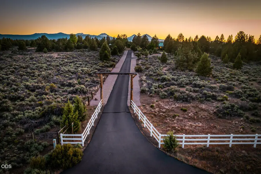 64629 Horseman Lane, Bend, OR 97703 - #2