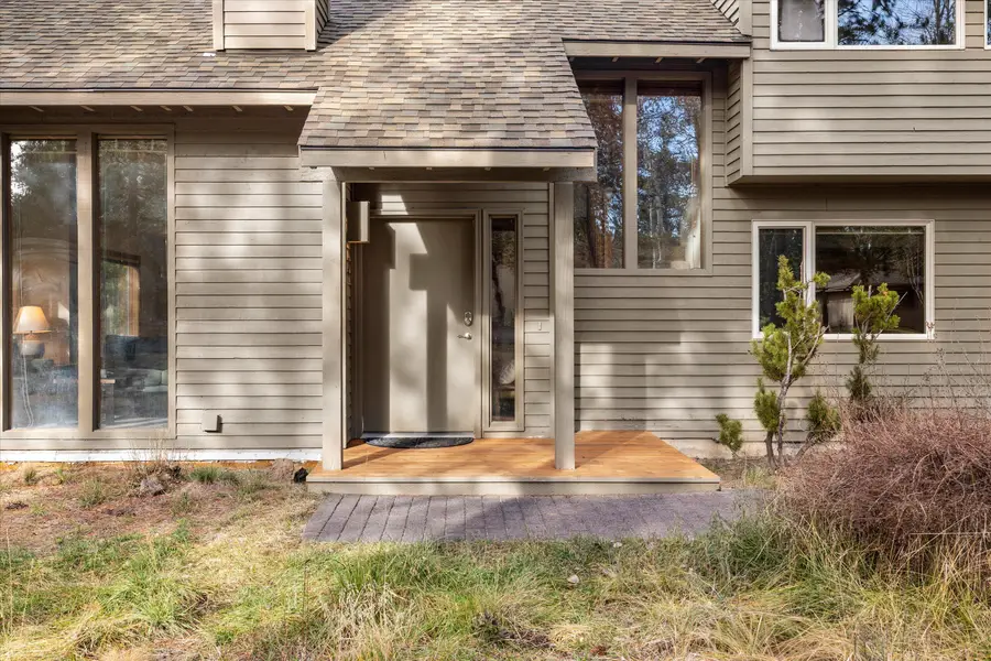 17894 Red Cedar Lane, Sunriver, OR 97707 - #2