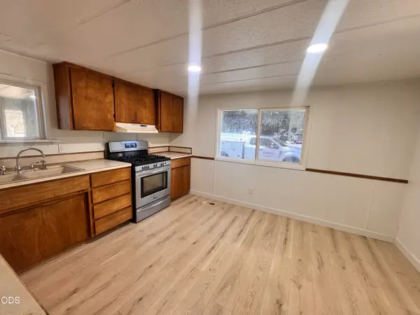5602 Denver Avenue #UNIT 4, Klamath Falls, OR 97603