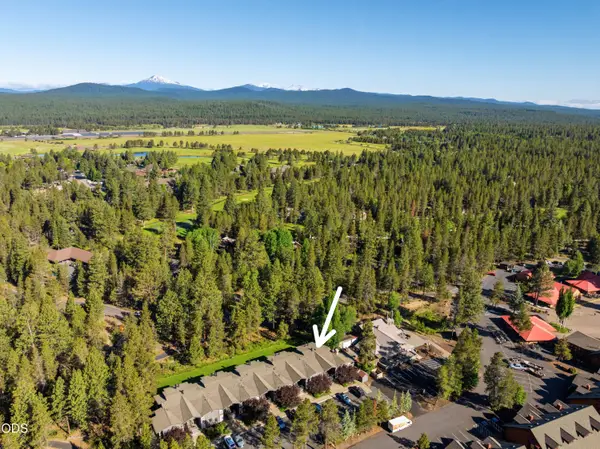 57057 Abbot House Lane #APT 10, Sunriver, OR 97707