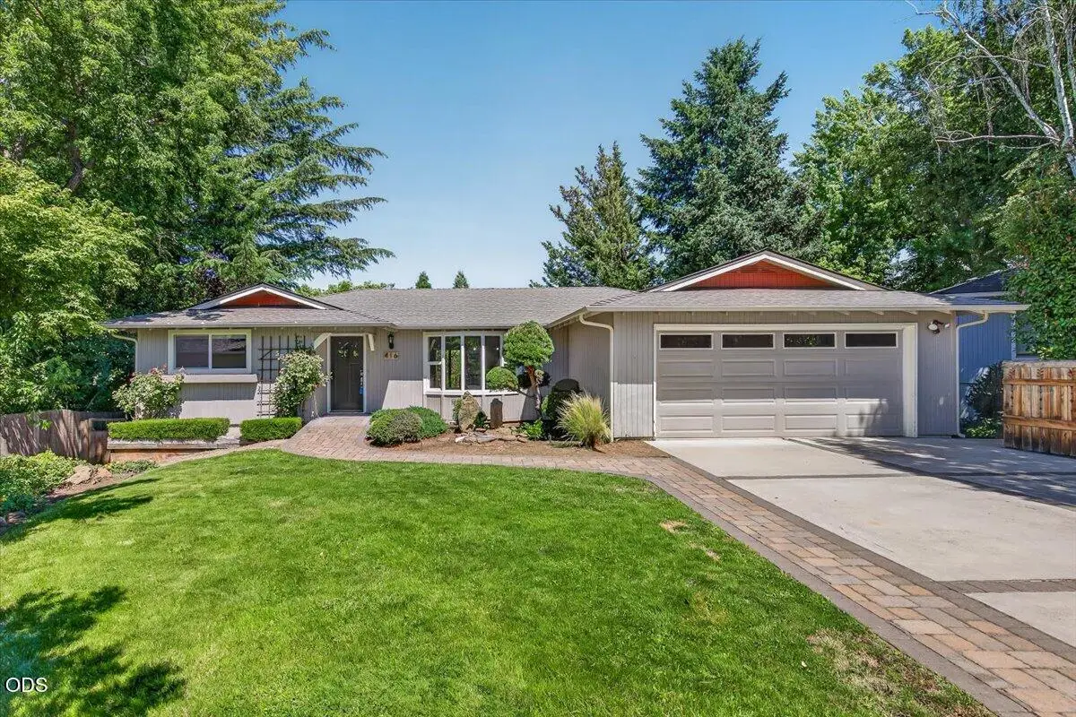 416 Piccadilly Circle, Medford, OR 97504 - #1