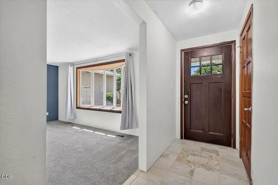 416 Piccadilly Circle, Medford, OR 97504 - #3