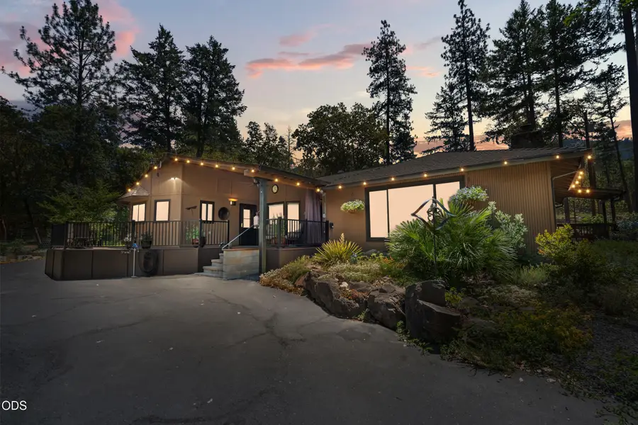 6589 Whispering Pines Lane, Jacksonville, OR 97530 - #3