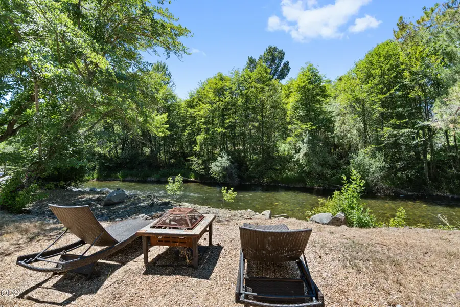 3550 Upper Applegate Road, Jacksonville, OR 97530 - #3