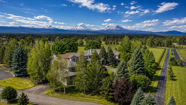 67480 Cloverdale Road, Bend, OR 97701