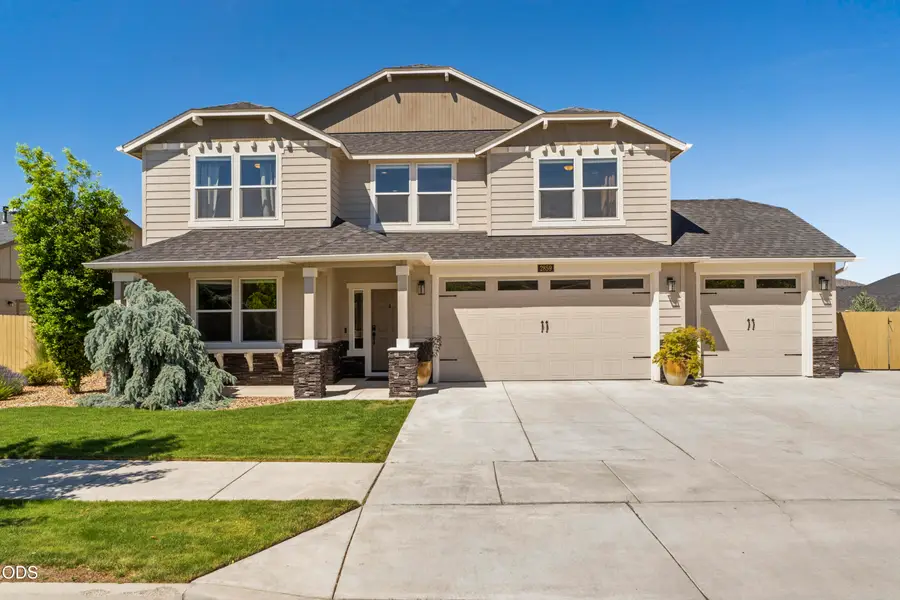 2859 SW 47th Street, Redmond, OR 97756 - #2