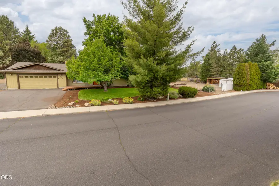 63679 High Standard Drive, Bend, OR 97701 - #3
