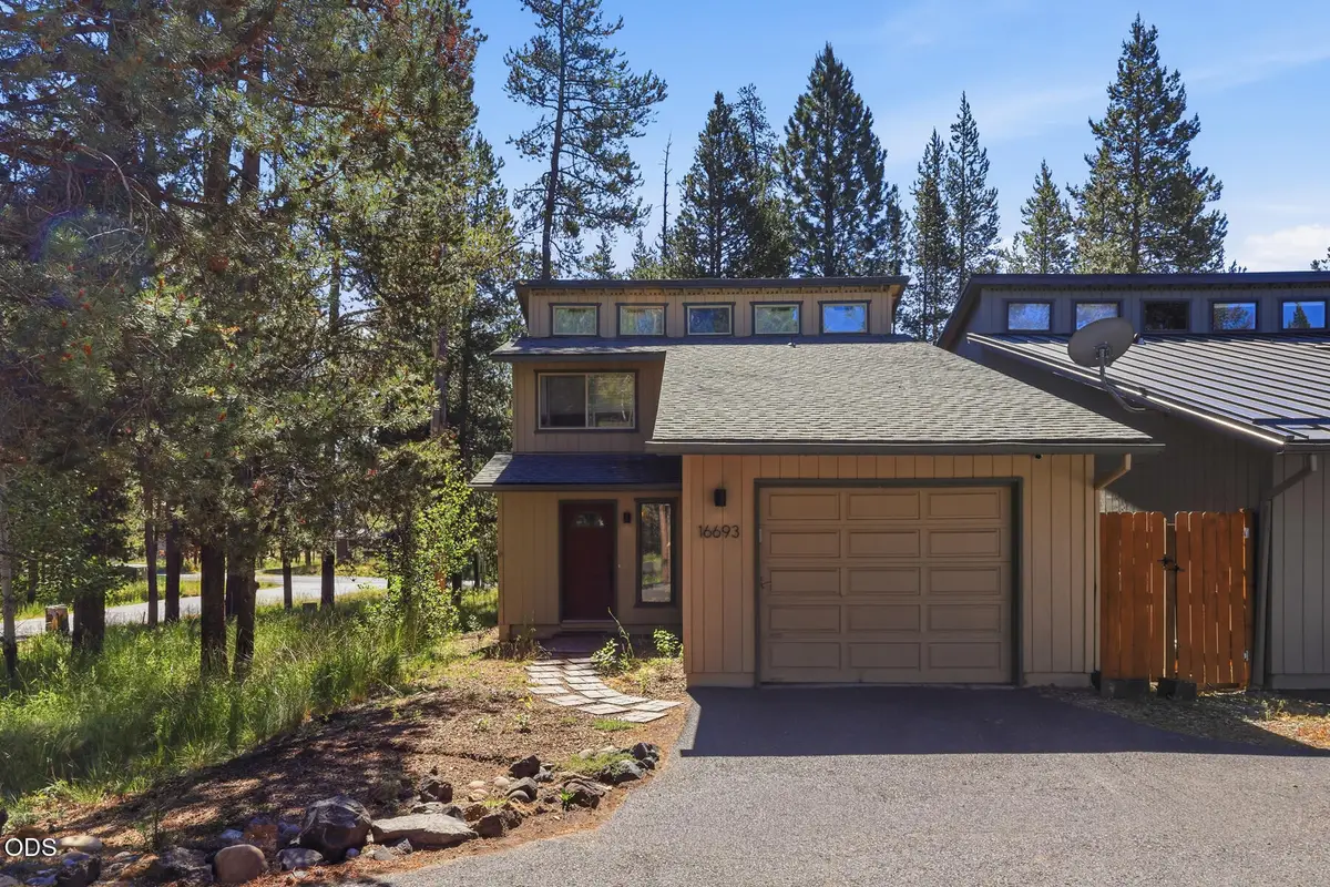 16693 Wagon Trail, Bend, OR 97707 - #1