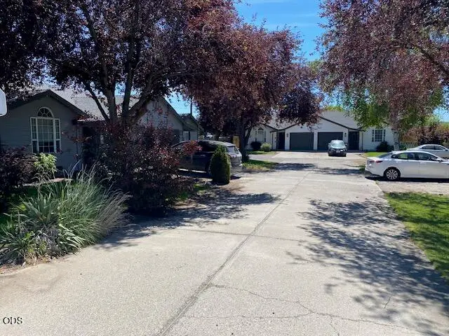 2334 NW Mcdougal Court #2320,2326,2334, Prineville, OR 97754 - #1