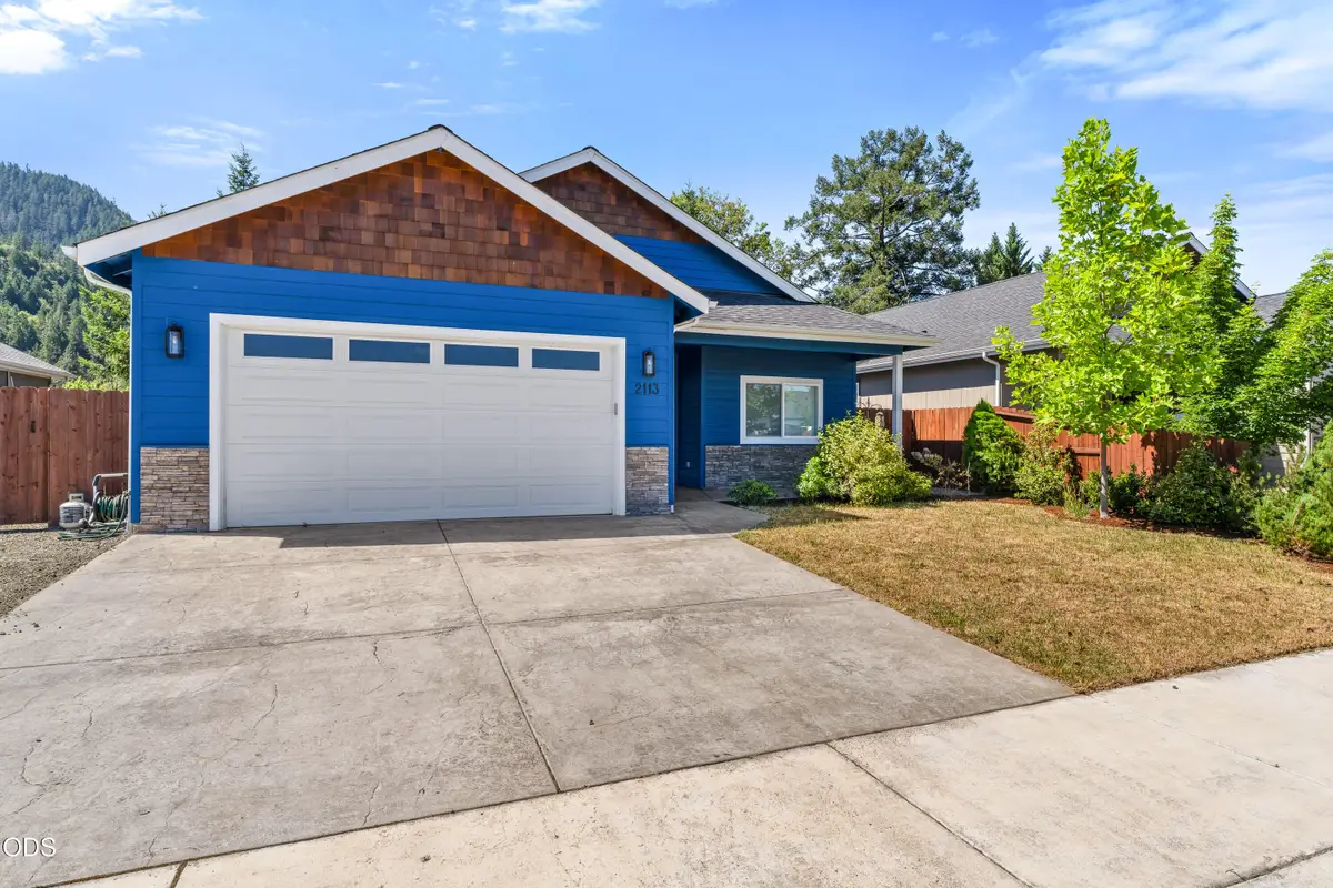 2113 SE Kayleigh Way, Grants Pass, OR 97526 - #1