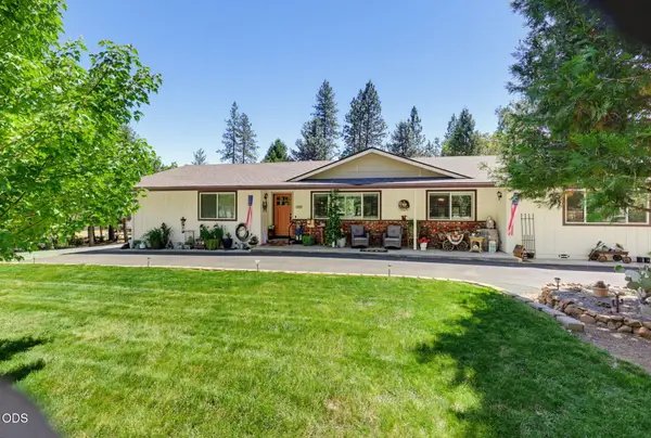 455 Eric Way, Grants Pass, OR 97526
