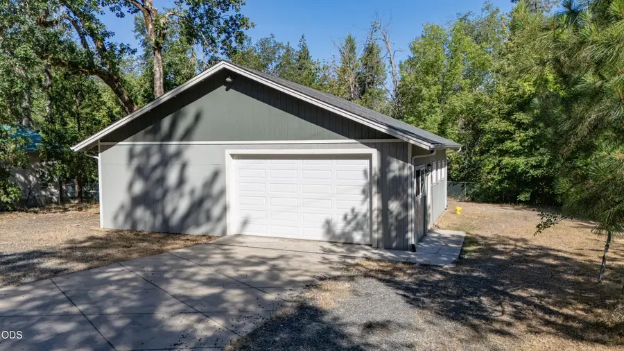 2750 Granite Hill Road, Grants Pass, OR 97526 - #2