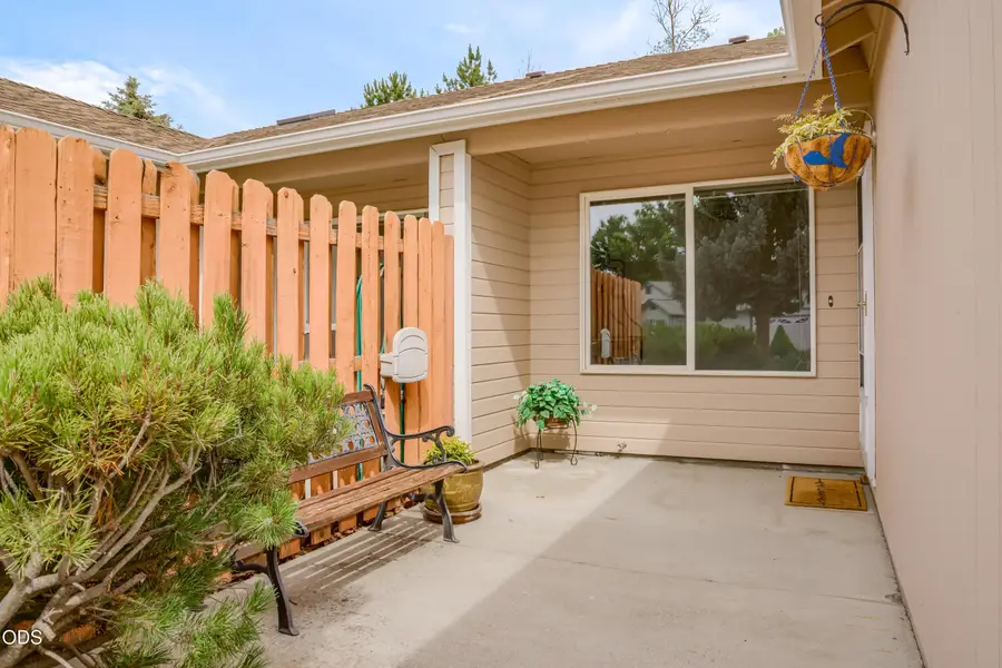 3649 SW Bobby Jones Court Sw, Redmond, OR 97756 - #3