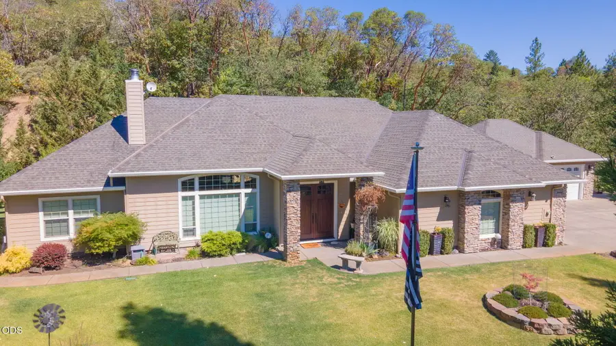 212 Isabella Lane, Grants Pass, OR 97526 - #2