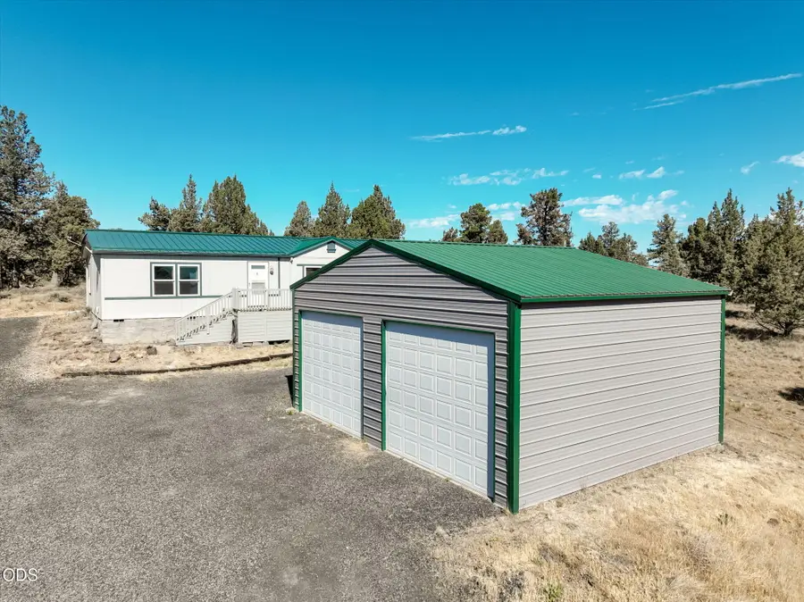 8628 SW Crater Loop Road, Terrebonne, OR 97760 - #3