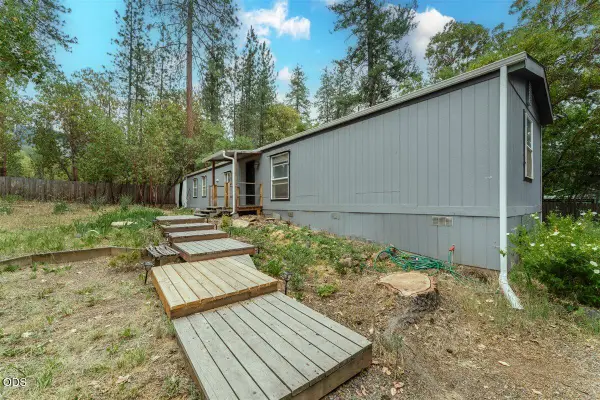491 Upper Applegate Road, Jacksonville, OR 97530