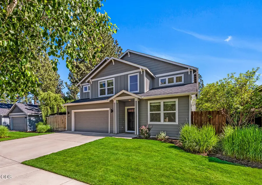 1641 W Hill Avenue, Sisters, OR 97759 - #2