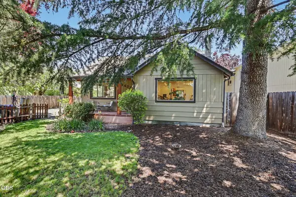 1423 E Main Street, Ashland, OR 97520