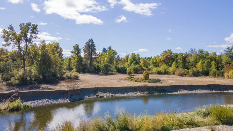 644 Pine Cone Drive, Cave Junction, OR 97523 - #2