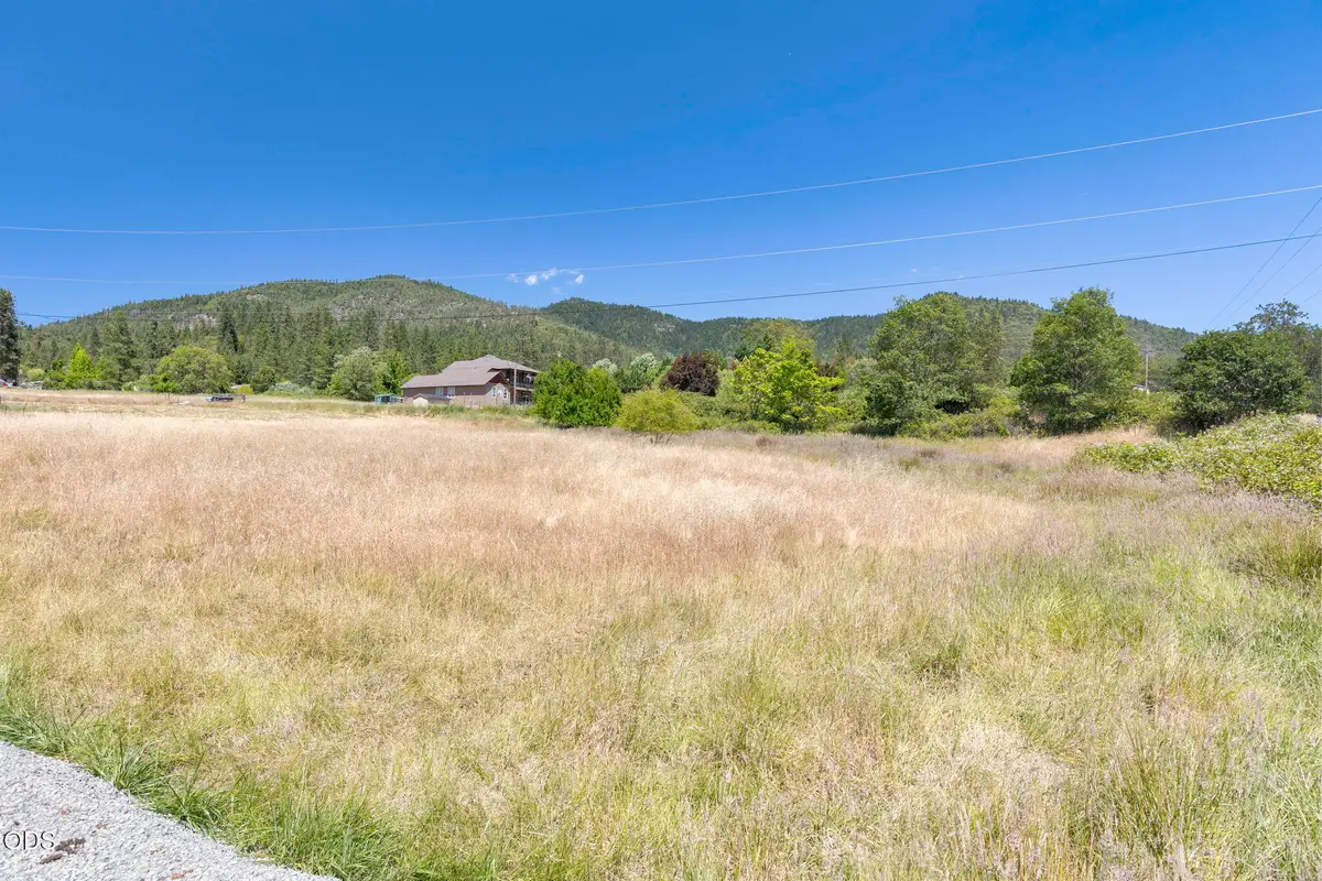 476 NW Scenic Drive, Grants Pass, OR 97526 - #1