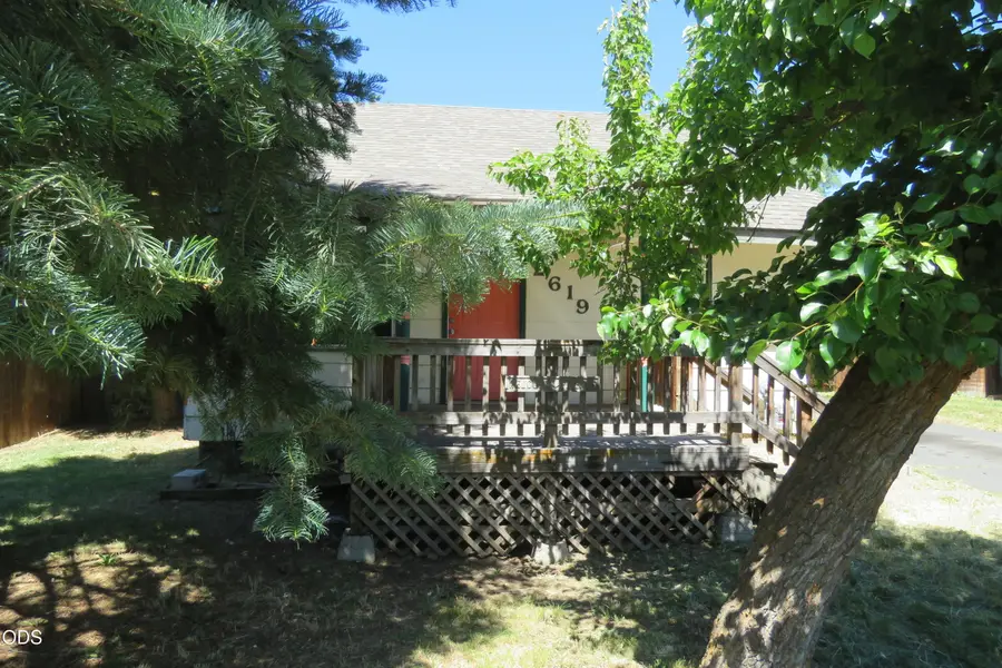 2619 Scott Street, Klamath Falls, OR 97601 - #2