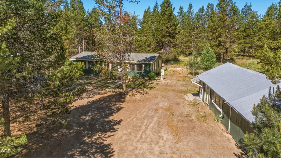 52425 Meadow Lane, La Pine, OR 97739 - #2