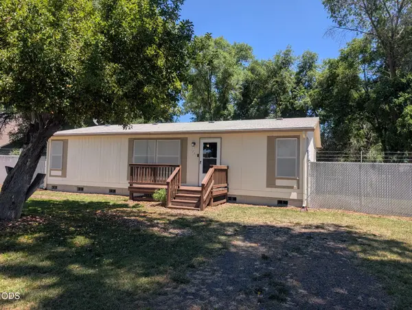 1737 Summers Lane, Klamath Falls, OR 97603