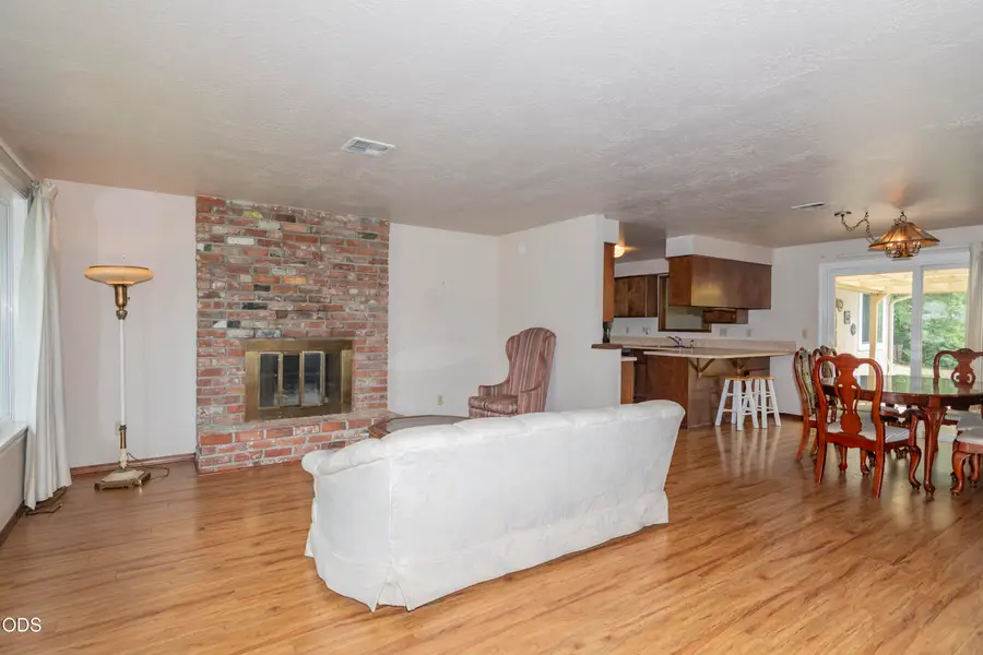 1451 NE Meier Drive, Grants Pass, OR 97526 - #3