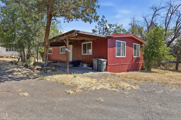 150 NE Cleveland Street, Madras, OR 97741