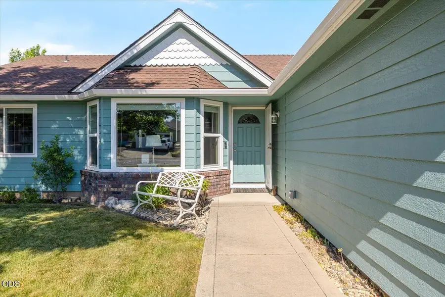 31 Osprey Drive, Eagle Point, OR 97524 - #3