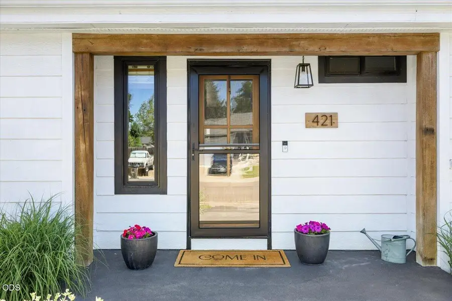 421 Silverado Circle, Medford, OR 97504 - #3