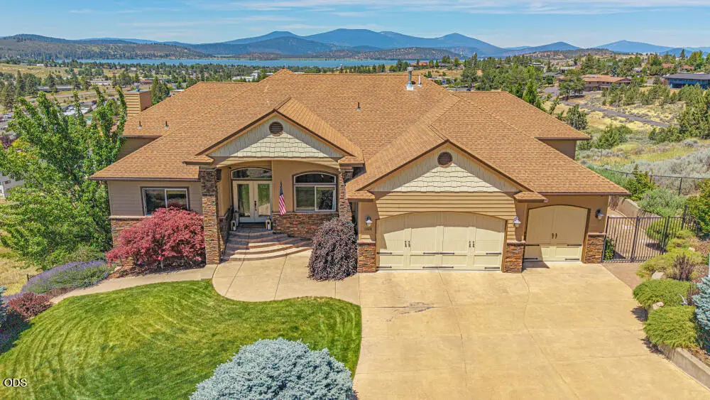 1354 Ridgecrest Drive, Klamath Falls, OR 97601 - #1