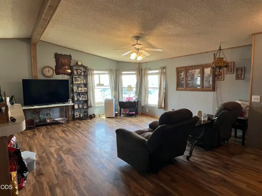 620 E Viewpoint Drive, Culver, OR 97734 - #2