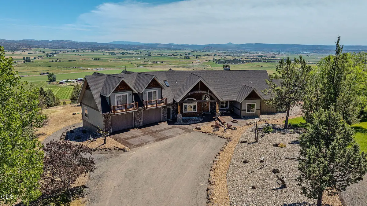 9075 NW Panorama, Prineville, OR 97754 - #1