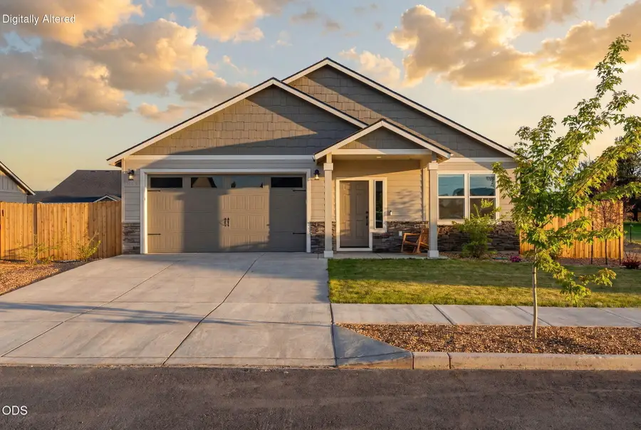 3289 NW 10th Place, Redmond, OR 97756 - #3