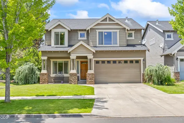 1885 NE Altura Drive, Bend, OR 97701