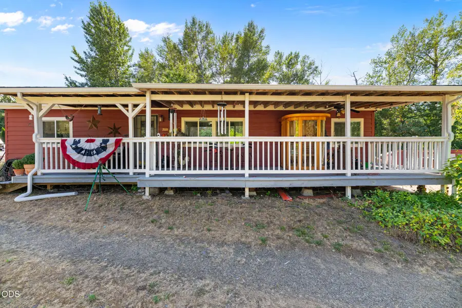 690 Foots Creek Road, Gold Hill, OR 97525 - #2