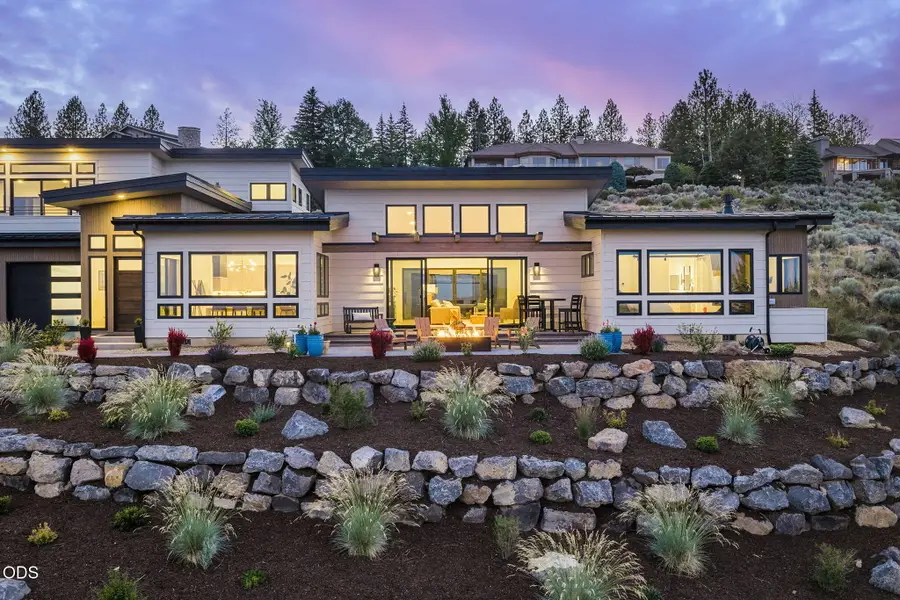 2375 NW Wyeth Place, Bend, OR 97703 - #2