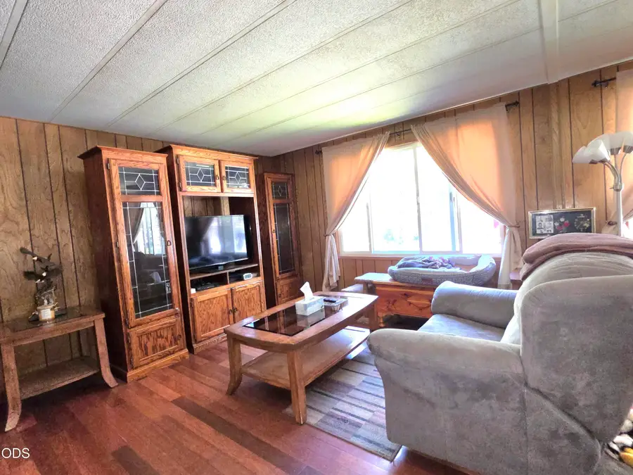 61060 Kings Lane #123, Bend, OR 97702 - #3