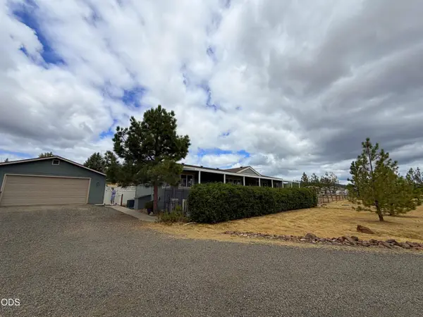 63 Rogue River Drive, Eagle Point, OR 97524