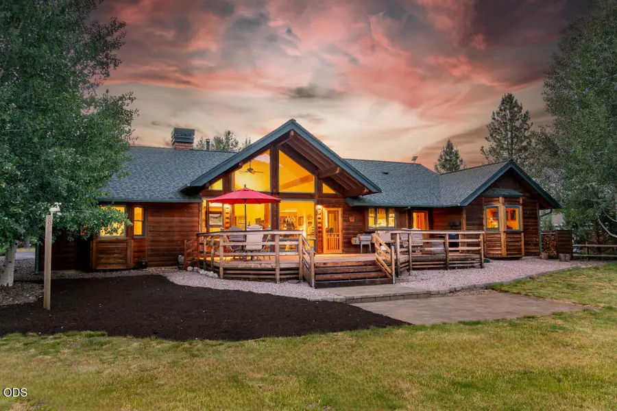 26275 SW Metolius Meadows Drive, Camp Sherman, OR 97730 - #3
