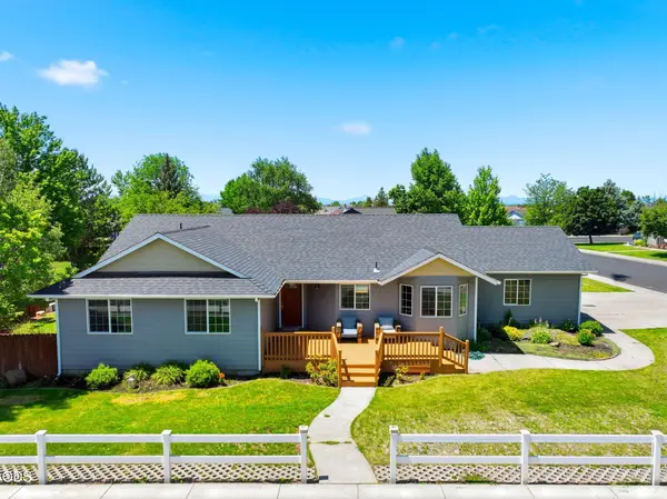 2541 NW 15th Street, Redmond, OR 97756