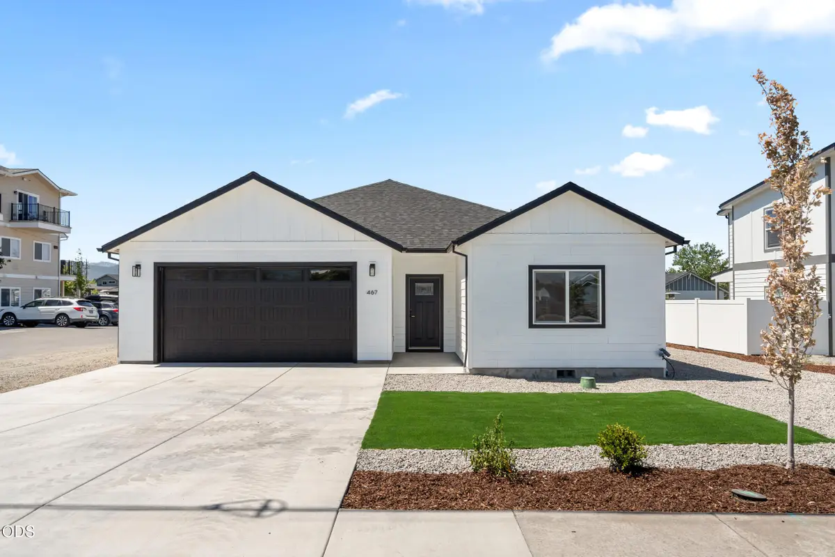 467 Arnos Street, Talent, OR 97540 - #1