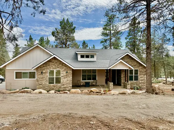 11504 Crossbill Drive, Klamath Falls, OR 97601