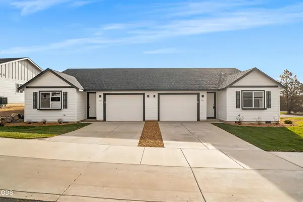 891 SE Starview Avenue, Madras, OR 97741