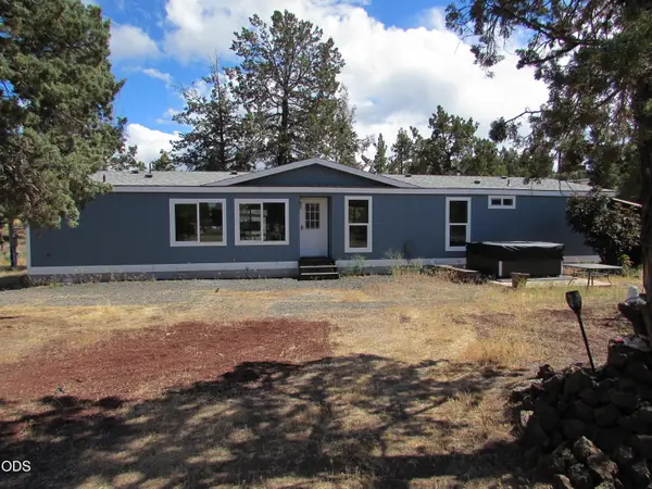 4451 NW 52nd Street, Redmond, OR 97756