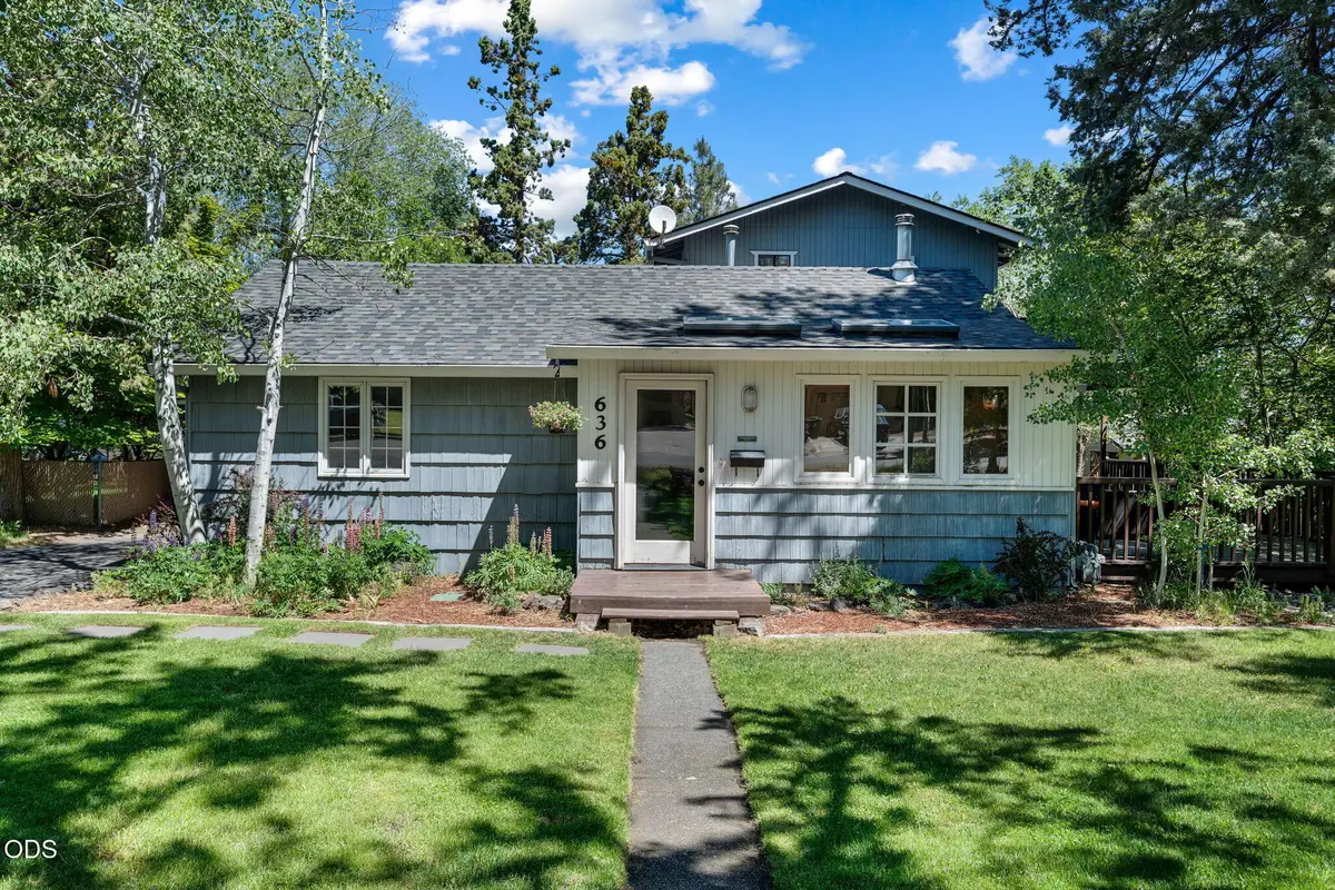 636 NE Irving Avenue, Bend, OR 97701 - #1