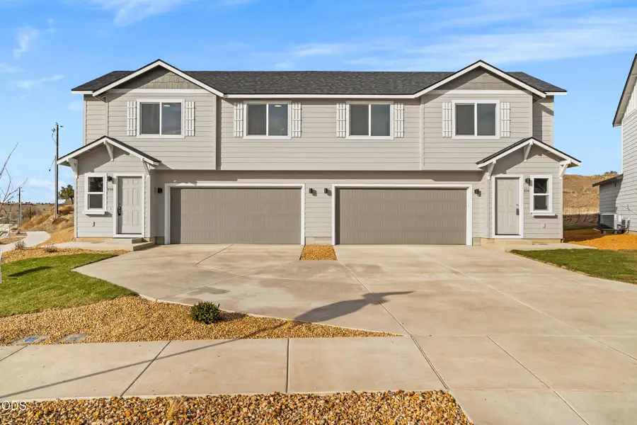 890 SE Starview, Madras, OR 97741 - #2